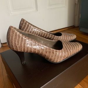 Aerosoles - Brown Pumps size 6